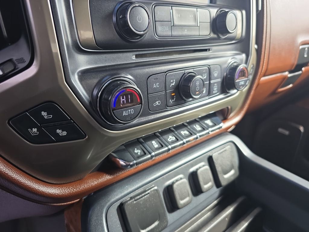 2017 Chevrolet Silverado 3500 HD High Country