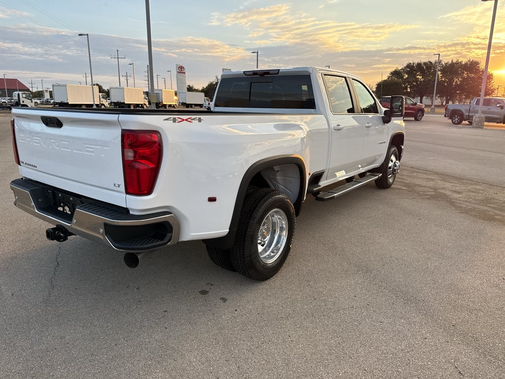 2026 Chevrolet Silverado 3500 HD LT DRW