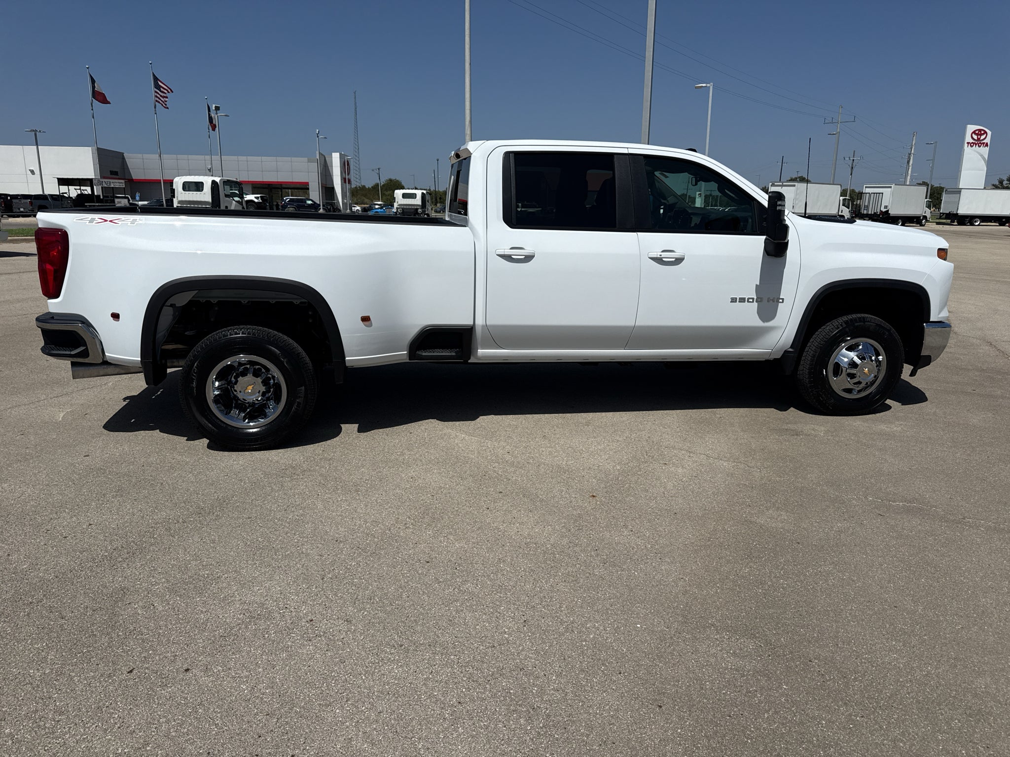 2026 Chevrolet Silverado 3500 HD LT DRW