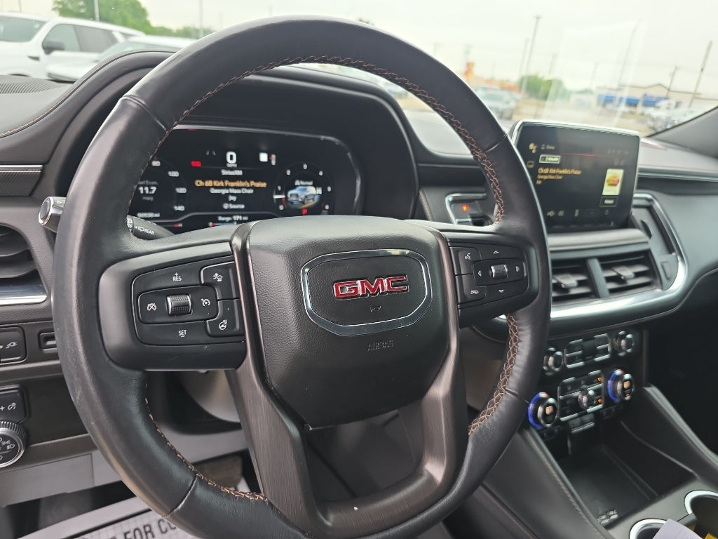 2022 GMC Yukon AT4 - Photo 11