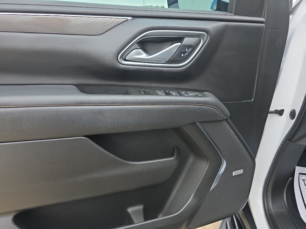2022 GMC Yukon AT4 - Photo 14