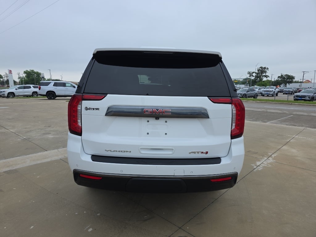 2022 GMC Yukon AT4 - Photo 17