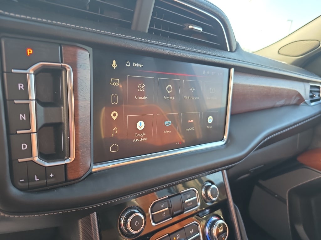 2023 GMC Yukon Denali Ultimate - Photo 11