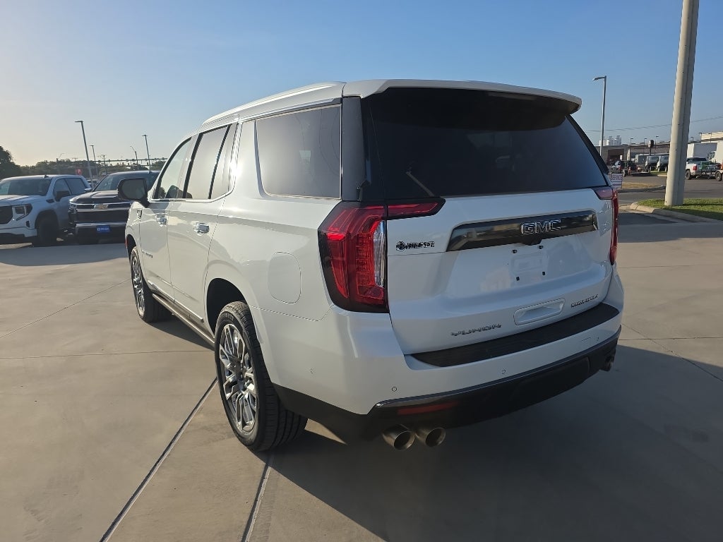 2023 GMC Yukon Denali Ultimate - Photo 18