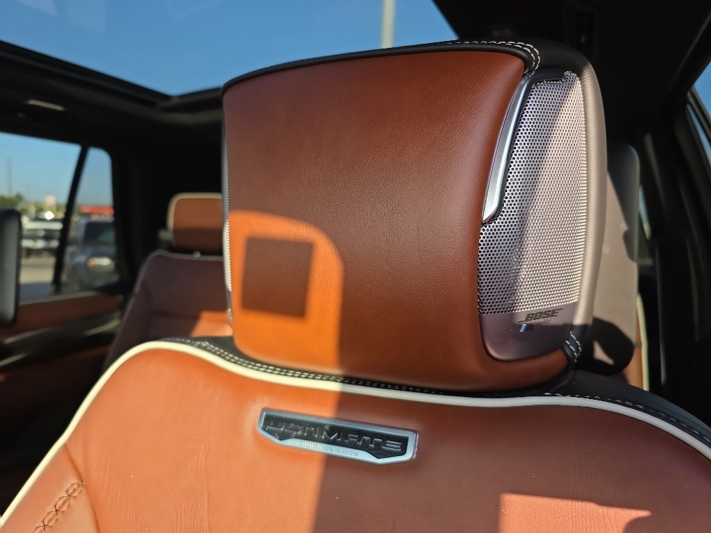 2023 GMC Yukon Denali Ultimate - Photo 9