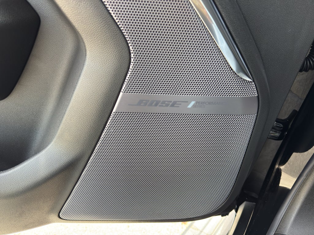 2026 GMC Yukon Denali Ultimate - Photo 21