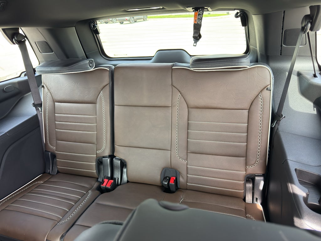 2026 GMC Yukon Denali Ultimate - Photo 24