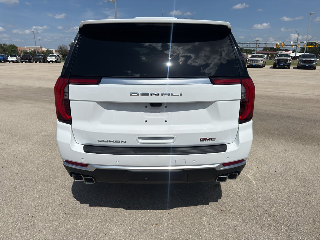 2026 GMC Yukon XL Denali - Photo 24