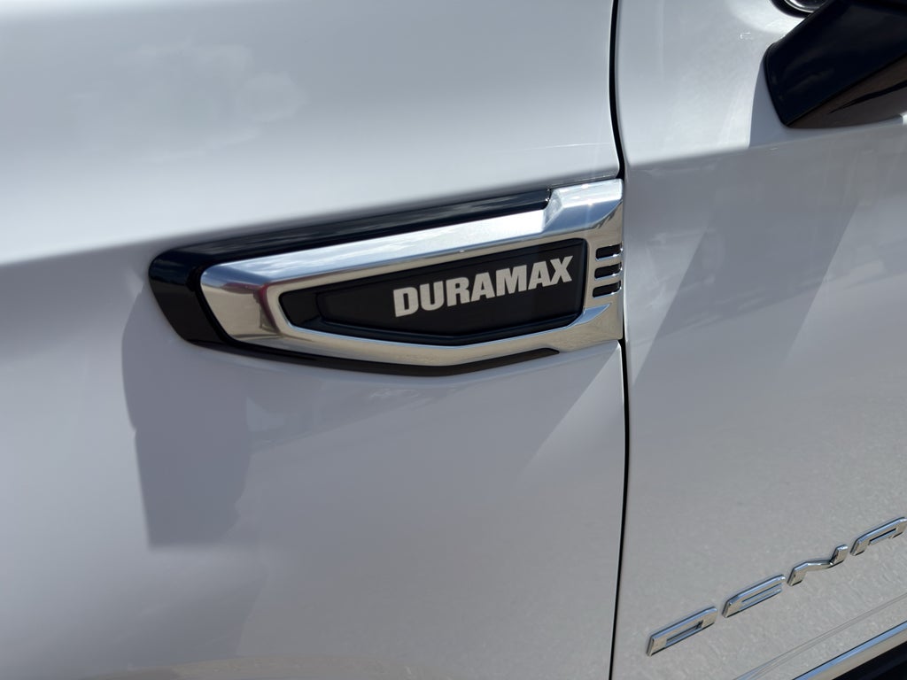 2026 GMC Yukon XL Denali - Photo 6