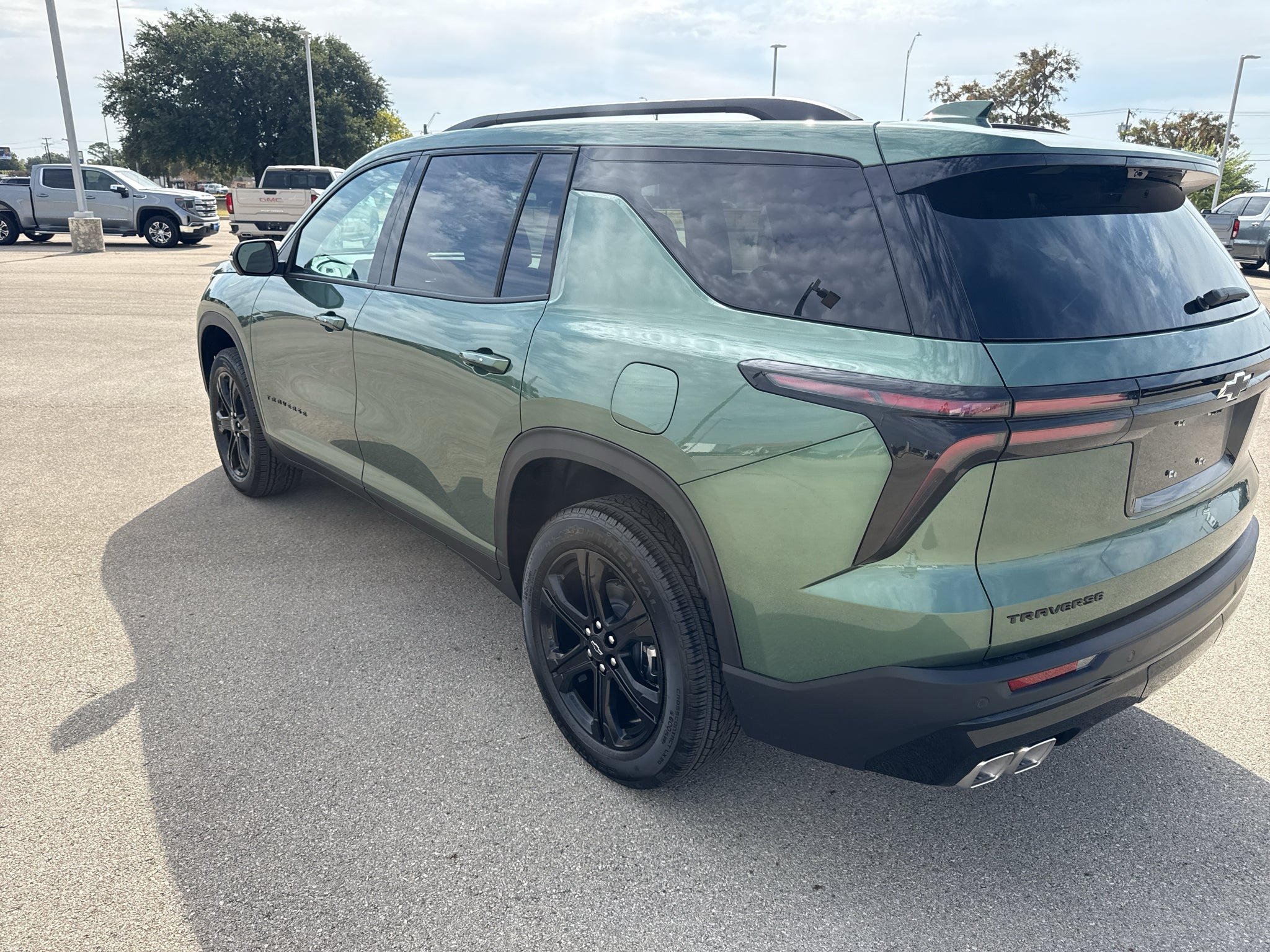 2027 Chevrolet Traverse LT