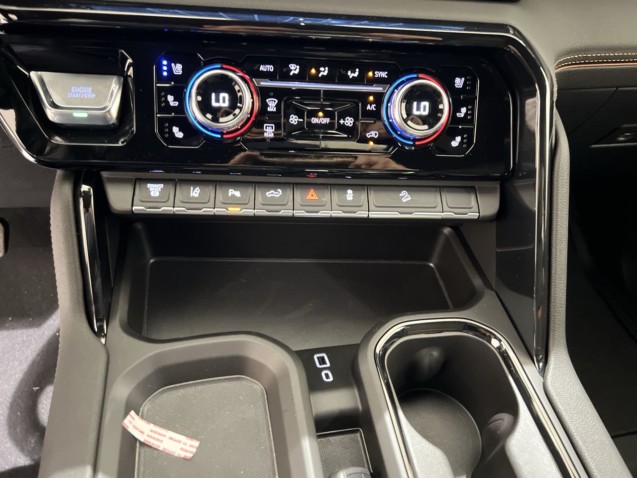 2026 GMC Sierra 2500HD AT4 - Photo 25