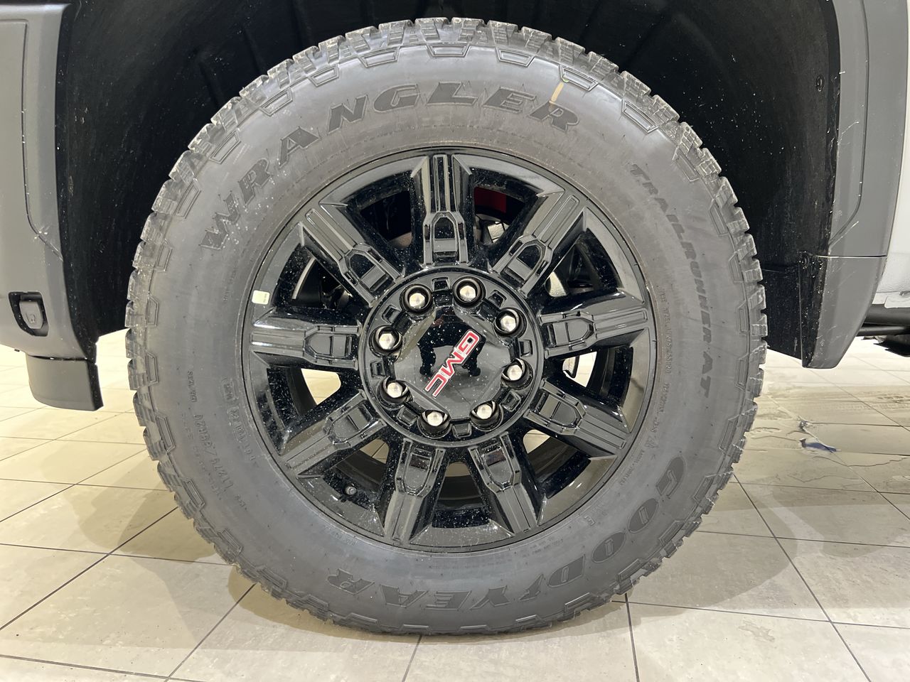 2026 GMC Sierra 2500HD AT4 - Photo 37