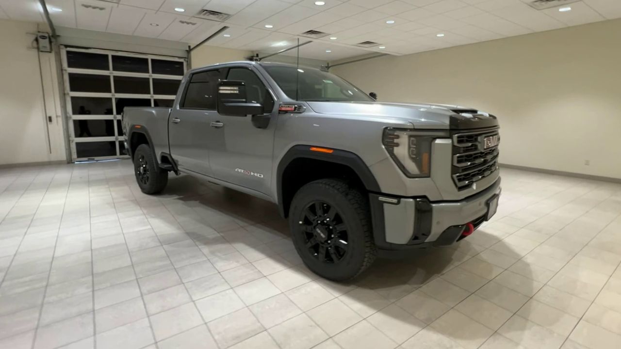 2026 GMC Sierra 2500HD AT4 - Photo 4