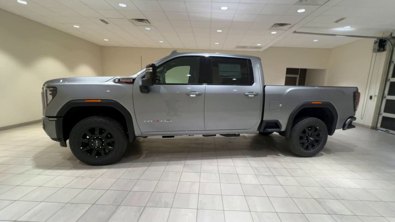 2026 GMC Sierra 2500HD AT4 - Photo 7