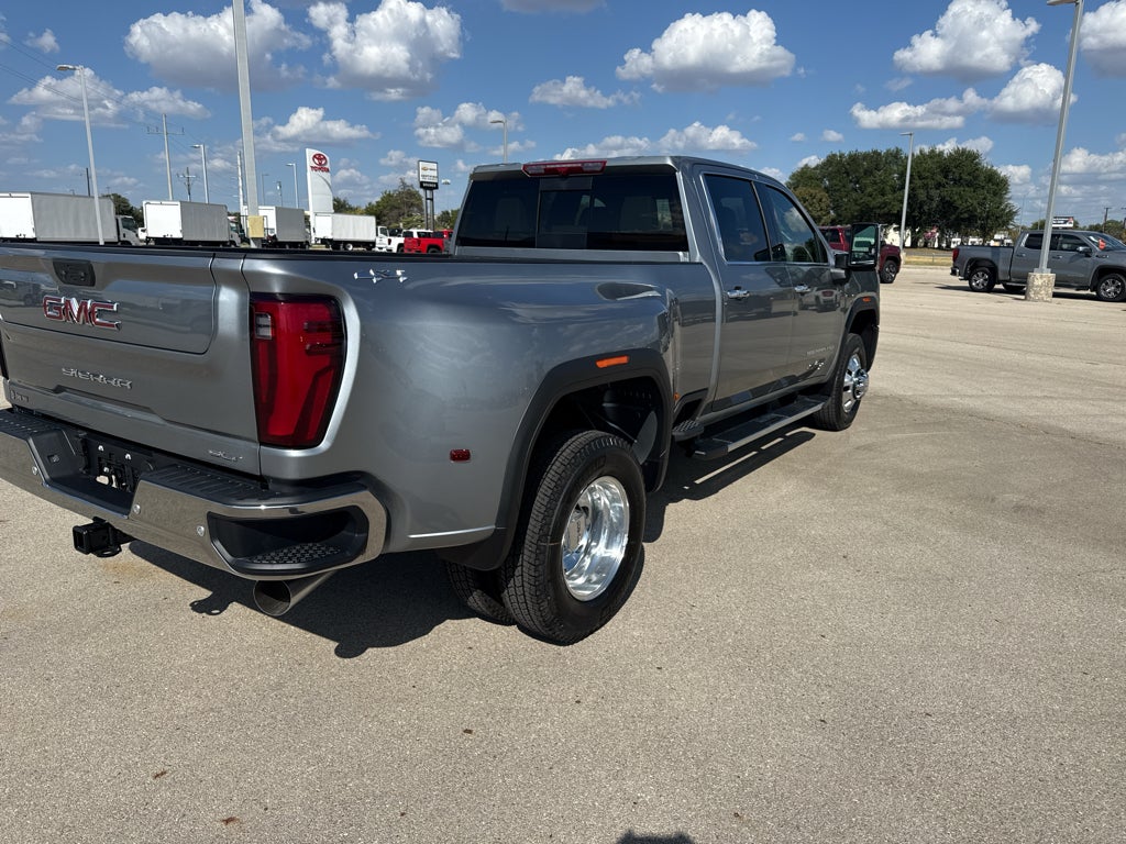2026 GMC Sierra 3500 HD SLT DRW