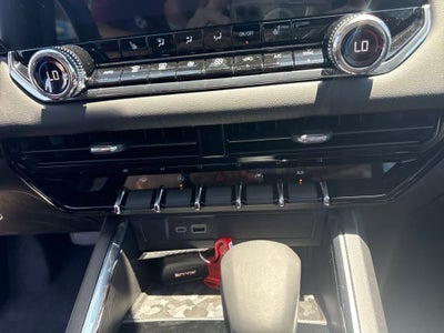 2025 GMC Canyon Elevation