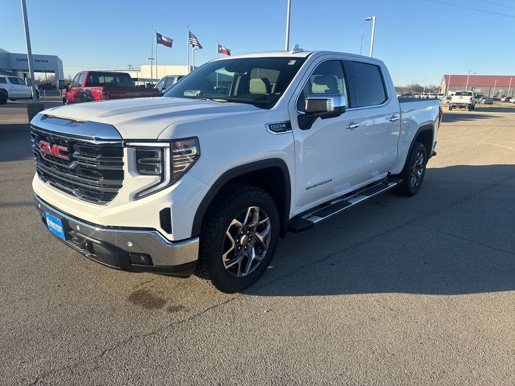 2026 GMC Sierra 1500 SLT
