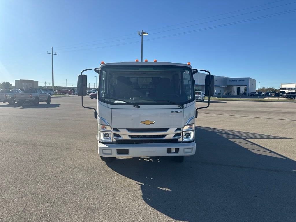 2025 Chevrolet Low Cab Forward 4500 1WT