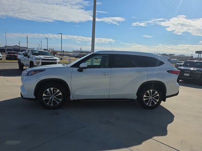 2020 Toyota Highlander XLE