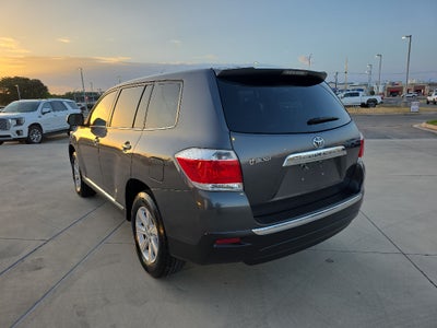 2013 Toyota Highlander Base
