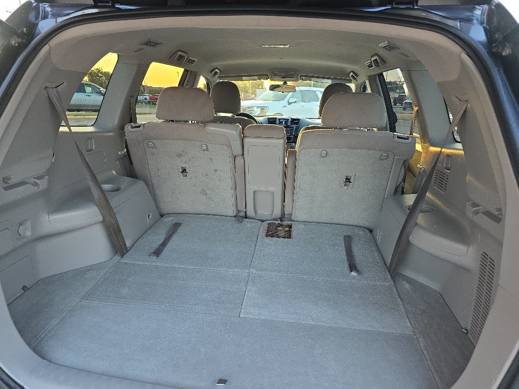 2013 Toyota Highlander Base