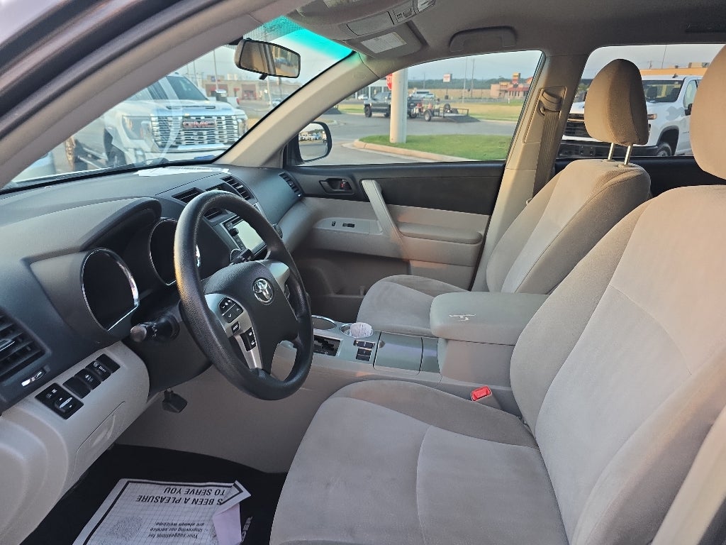 2013 Toyota Highlander Base